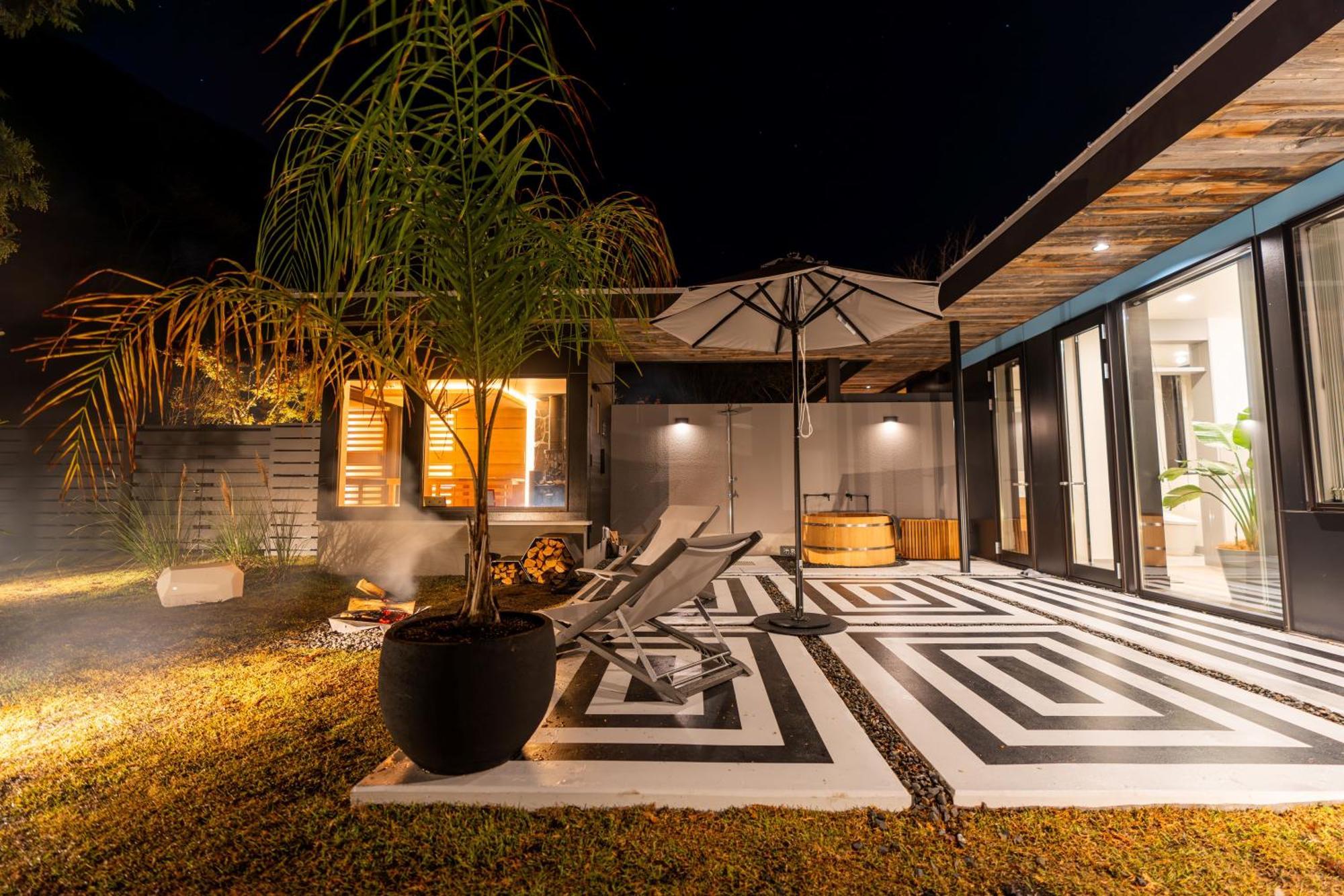 Umegashima　Driveｰin　＆　Sauna　Villa شيزوكا المظهر الخارجي الصورة